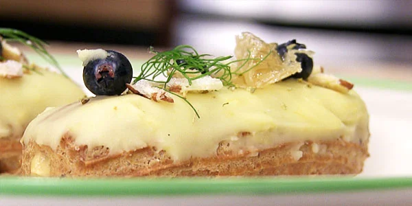 Johnny Iuzzini's Eclair Advice