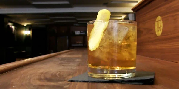 A Bourbon Cocktail for Beginners 