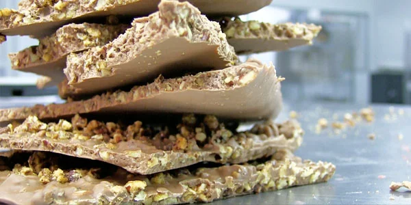 How to Make Spicy Chocolate Bark