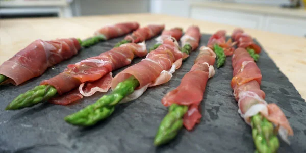 Prosciutto Wrapped Asparagus With a Twist