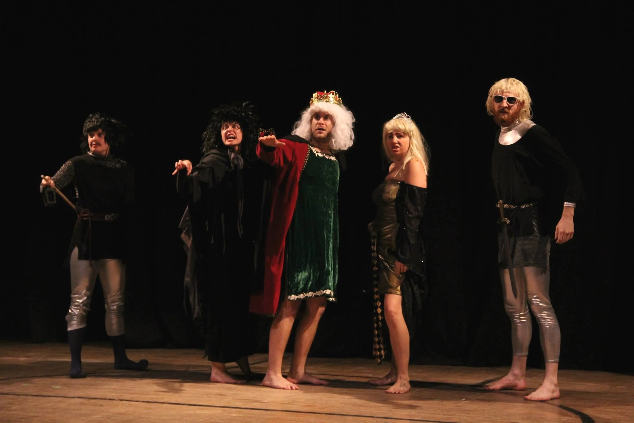 The Gay King in Cavalcade of Dunces, Photo by Lindsay Browning