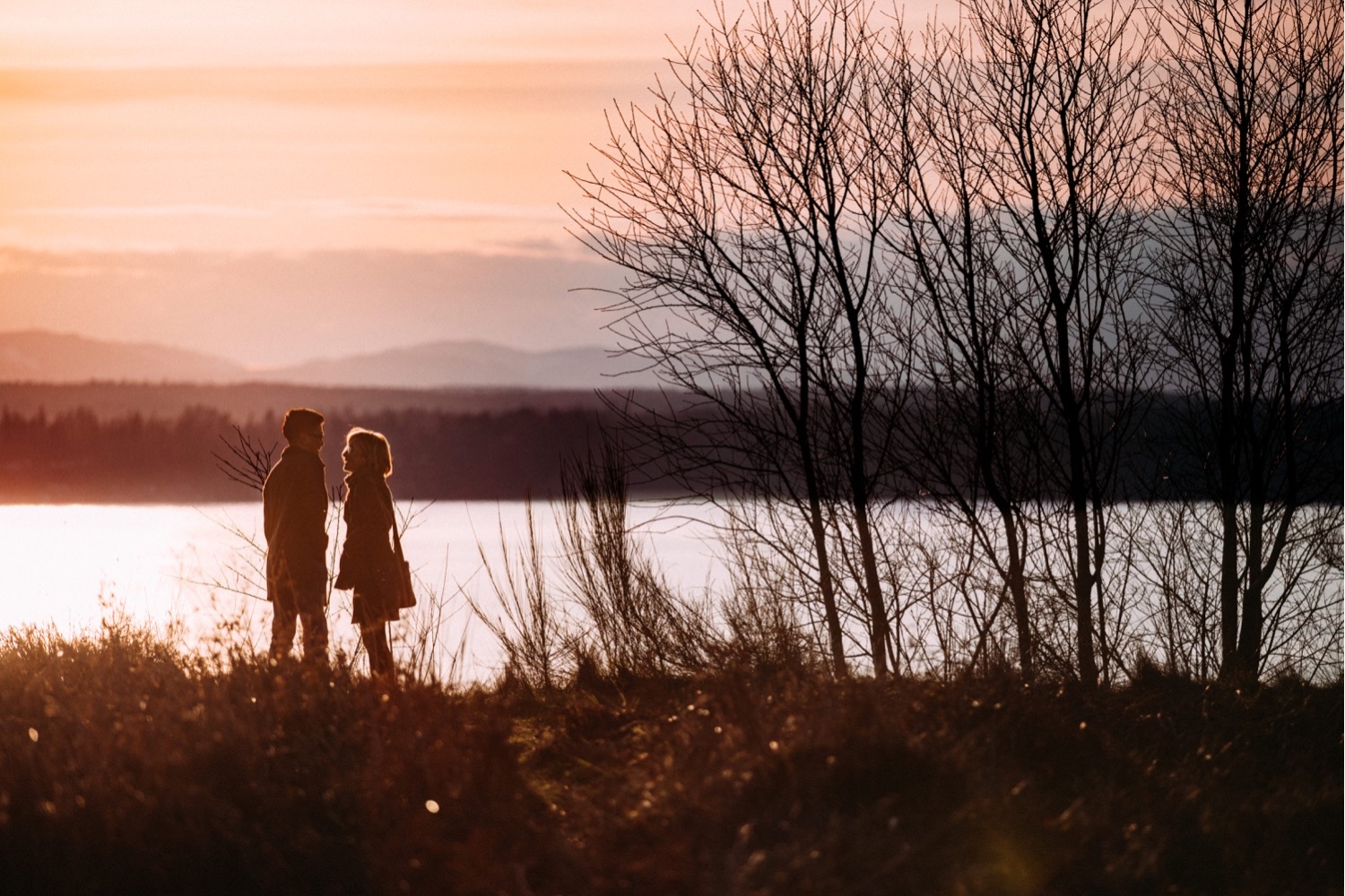 05_MC-8_sunsetproposal_adventure,_adventurous,_discoverypark_zoe_elopement_elopementphotographer_zoeburchardstudio_seattlebride_sunset_burchard_proposal,_seattle_photographer.jpg