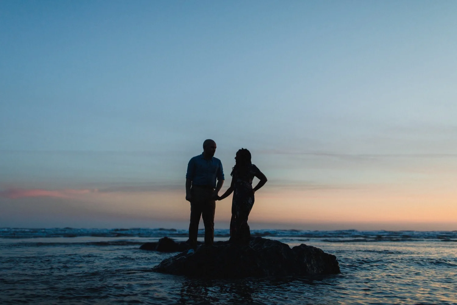 01_cp-97_rubybeach_zoeburchard_zoeburchardstudio_elopementphotographer_engagement_wedding.jpg