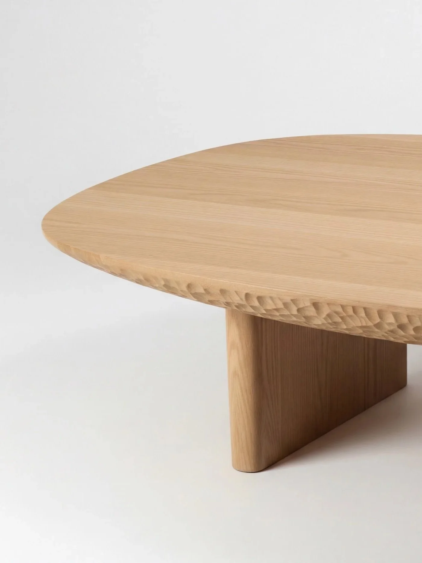 The grain, the hues, and the subtle variations of the wood confer a unique signature, a palpable warmth that evolves with time.