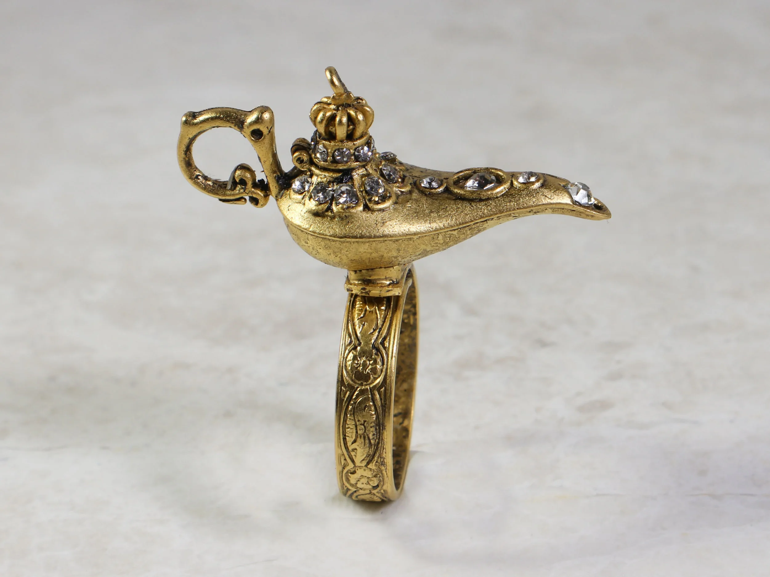 Genie Lamp Ring, R302