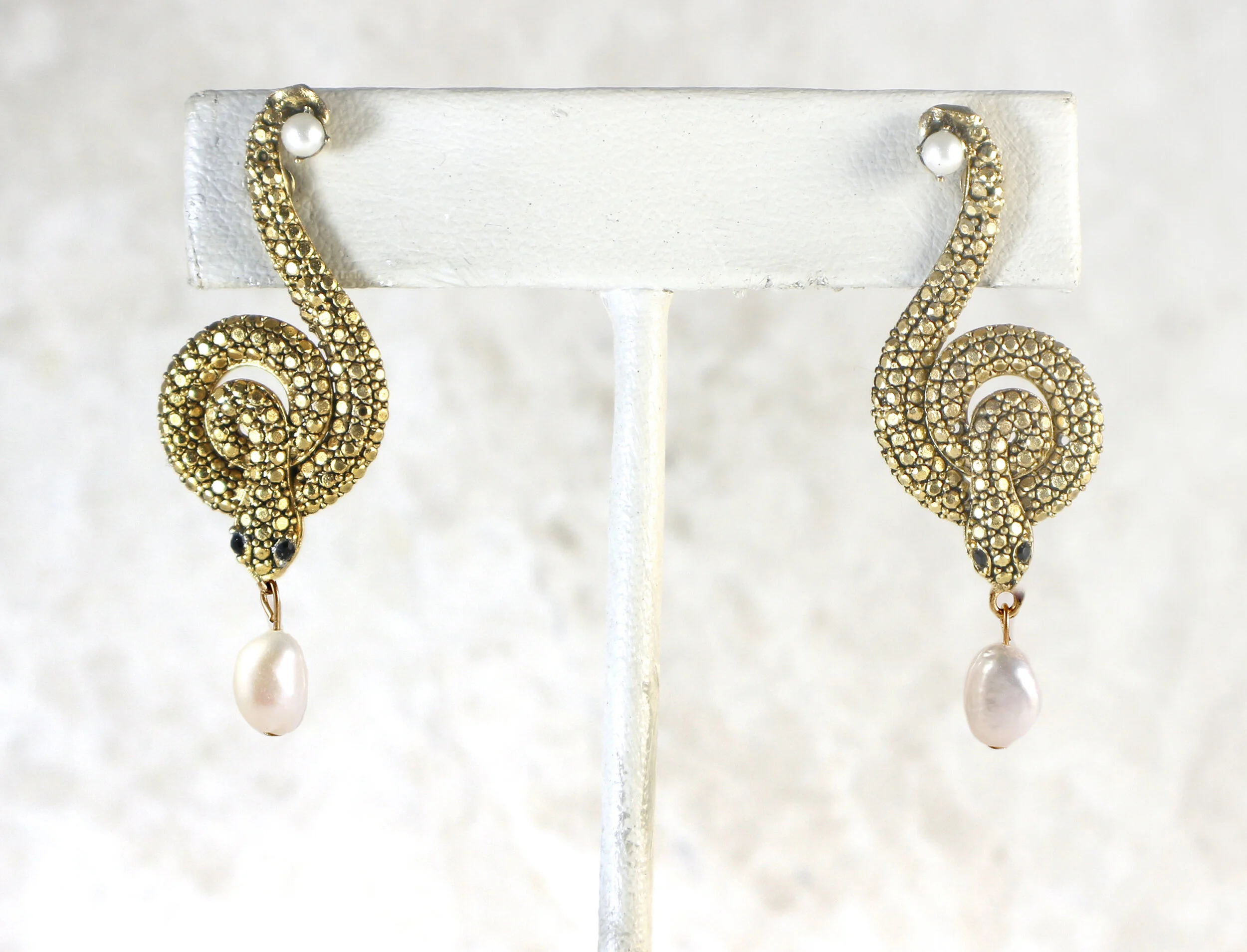 Coil Snake Pearl Drops