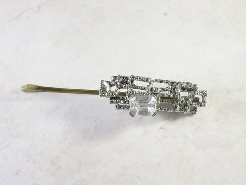 MISS ELLIE Pearl Crown Bobby Pin Pre-Order Hair Accessories — Miss Ellie NYC main image 4