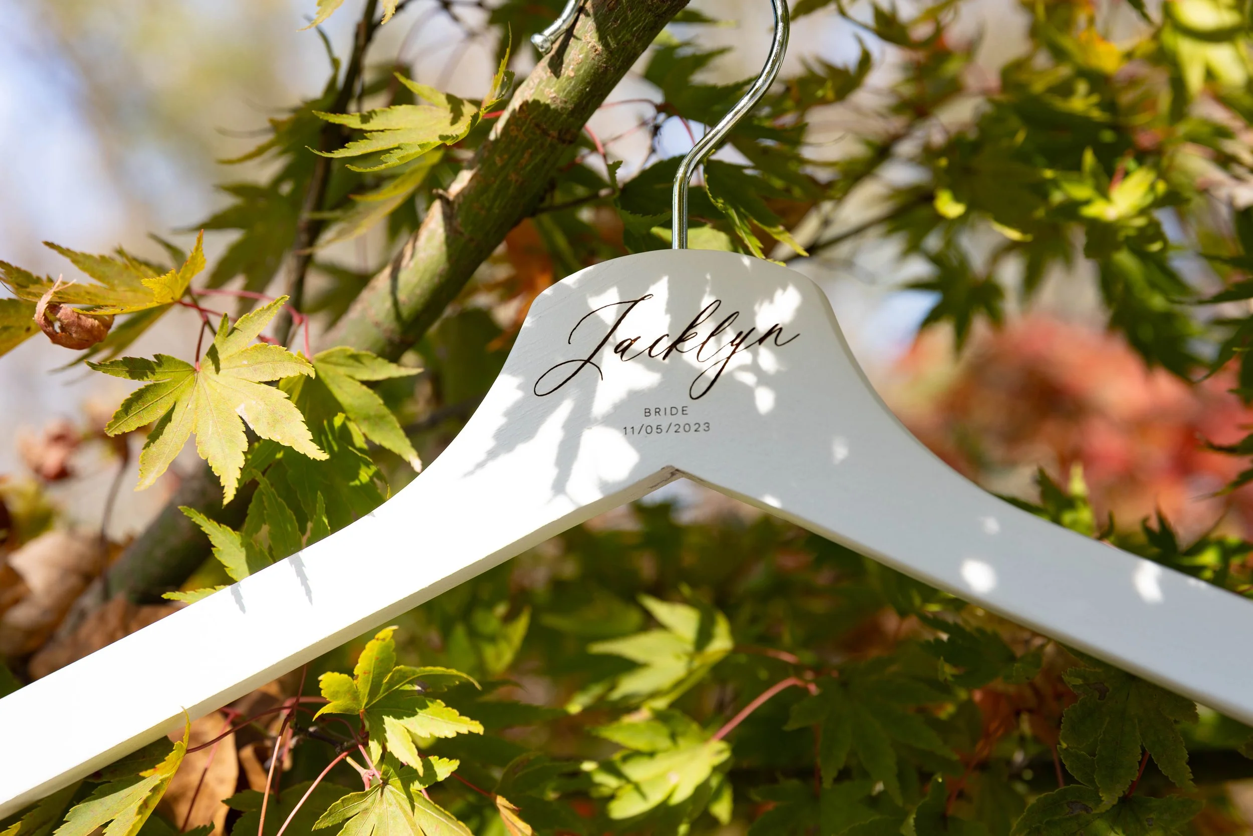 richmond-wedding-photographer-mill-at-fine-creek-detail-hanger.jpg