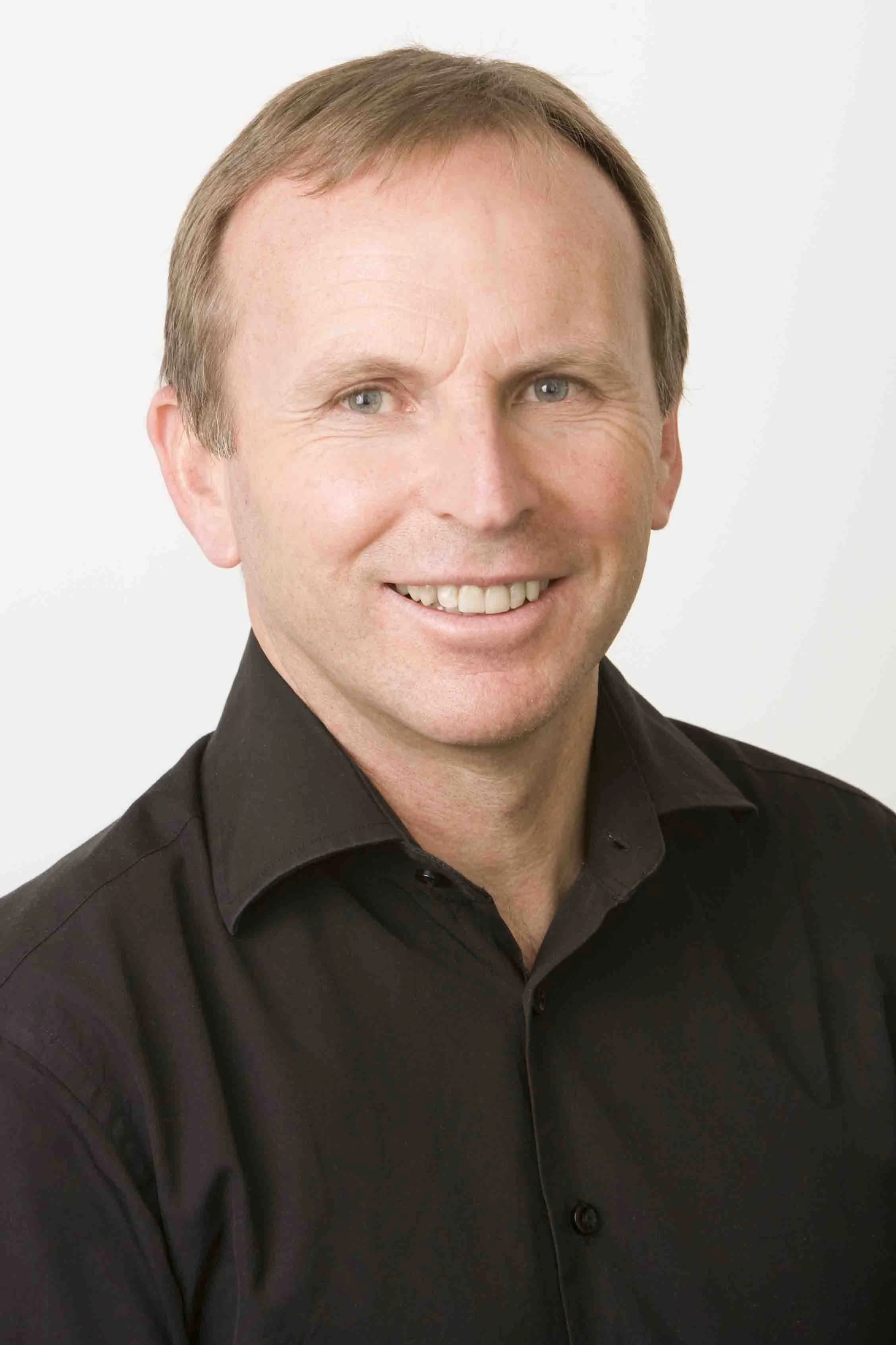 Steve Alexander_R.jpg