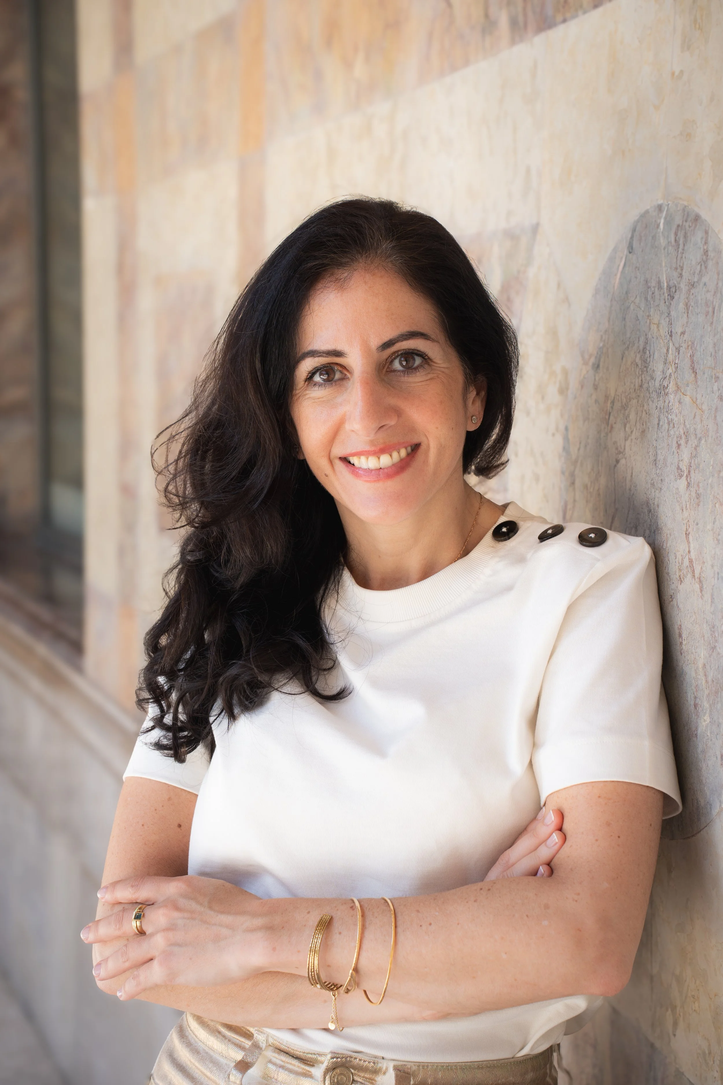 <script type="application/ld+json">
{
  "@context": "https://schema.org",
  "@graph": [
    {
      "@type": "Person",
      "@id": "https://www.lucielebaz.com/#lucielebaz",
      "name": "Lucie Lebaz",
      "jobTitle": "Experte en personal branding