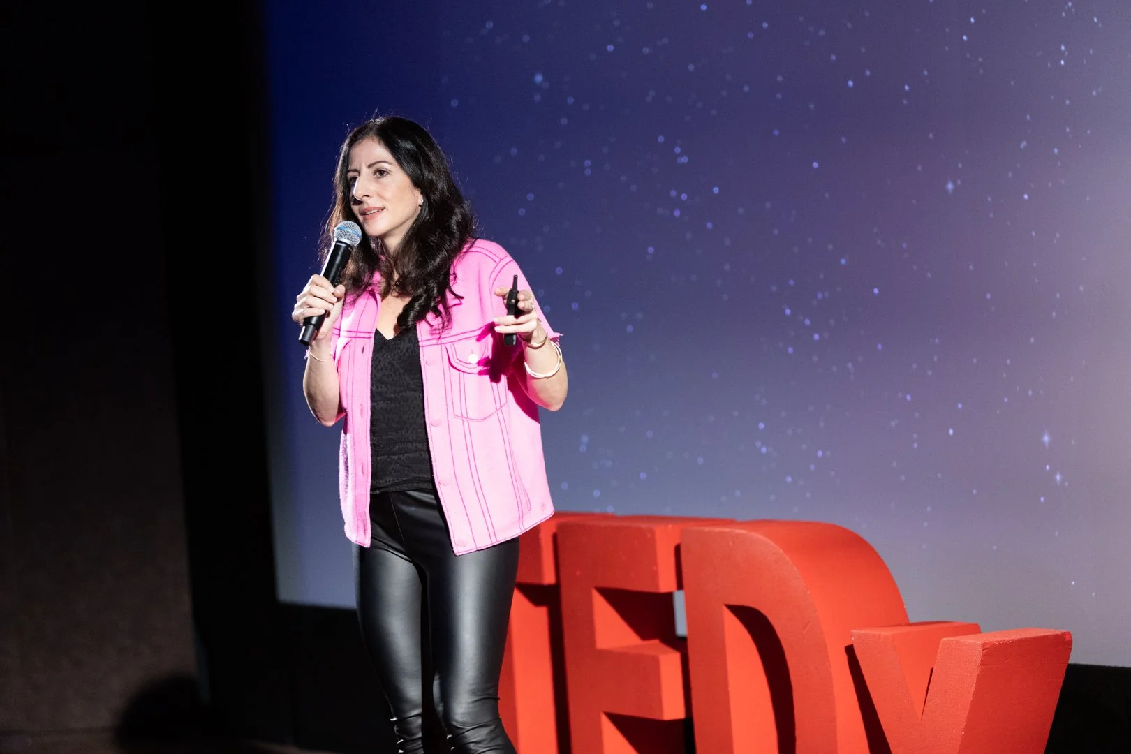 LUCIE LEBAZ TEDX