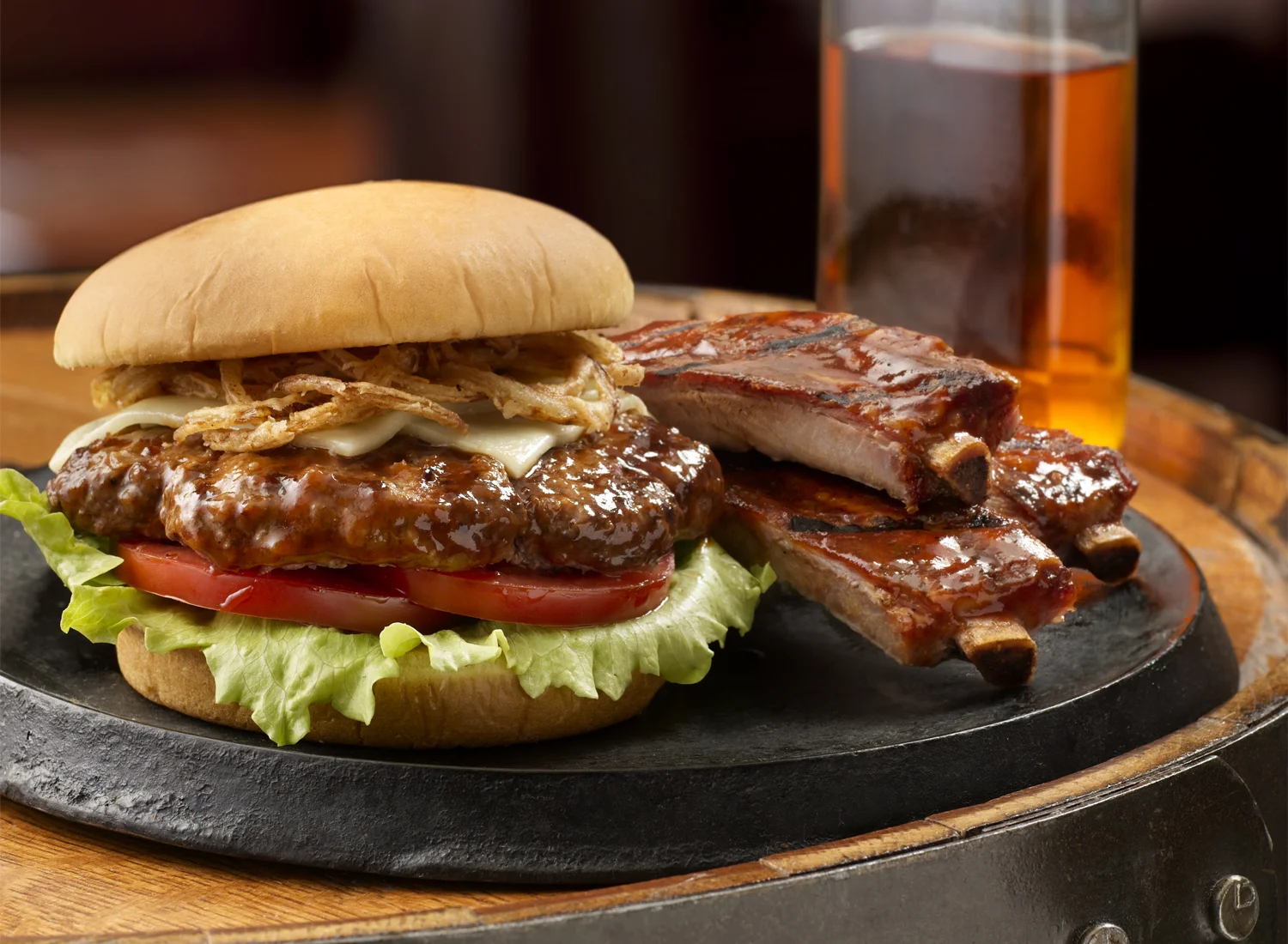 Smokehouse_Burger_With_RIbs | Tony Kubat Photography