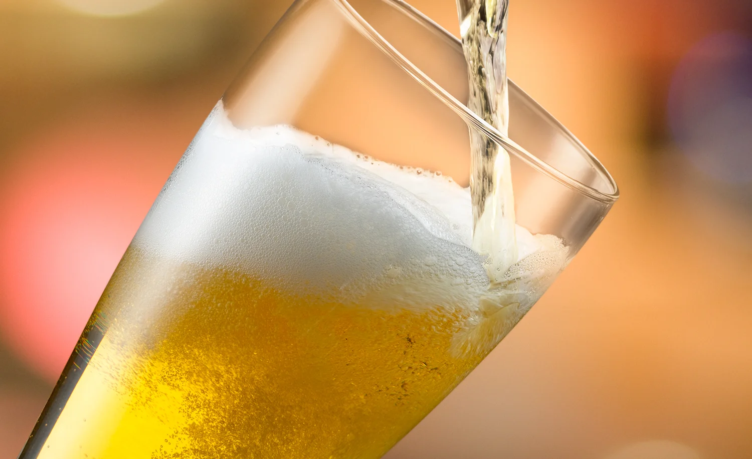Beer Pour | Tony Kubat Photography