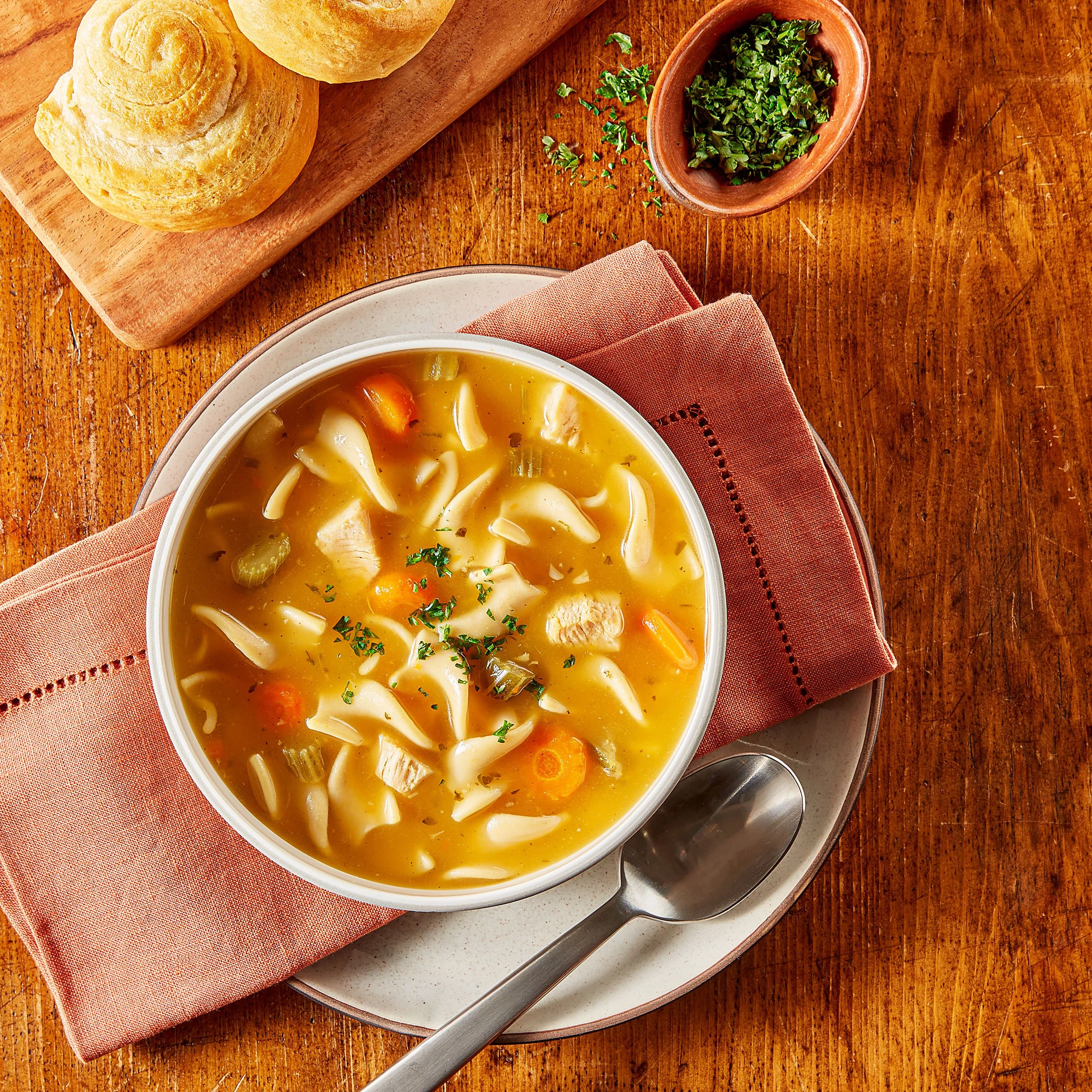 223324_RichAndHearty_ChickenandHomestyleNoodles_Pairing_1x1_0201.jpg