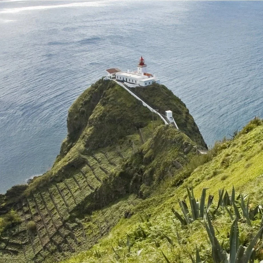santa-maria-lighthouse-azores-2048-x-920.jpg