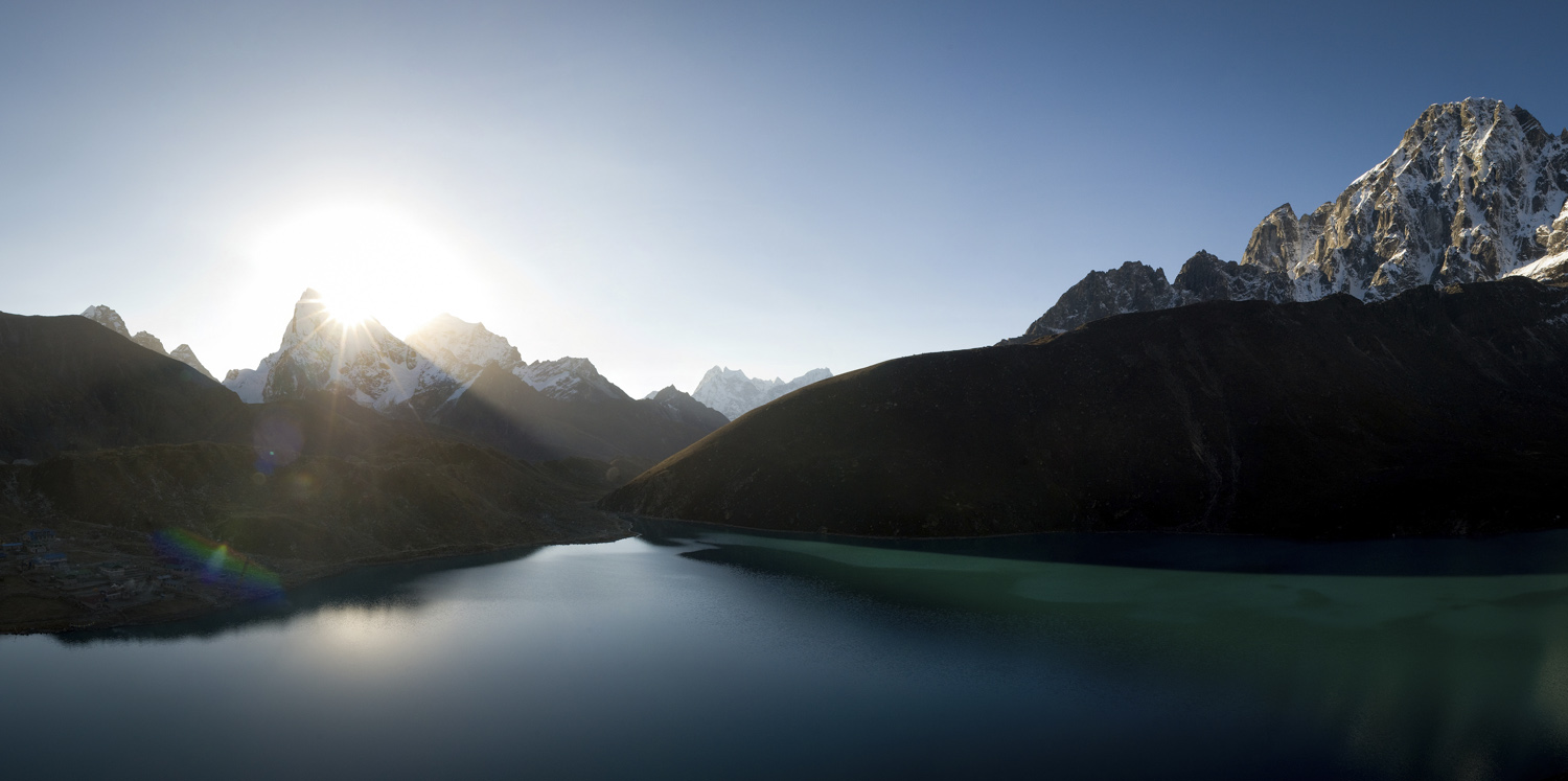 Gokyo Lake 2.jpg