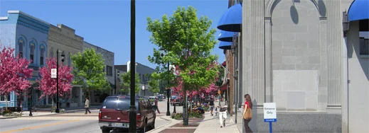 Downtown Oconomowoc.jpg