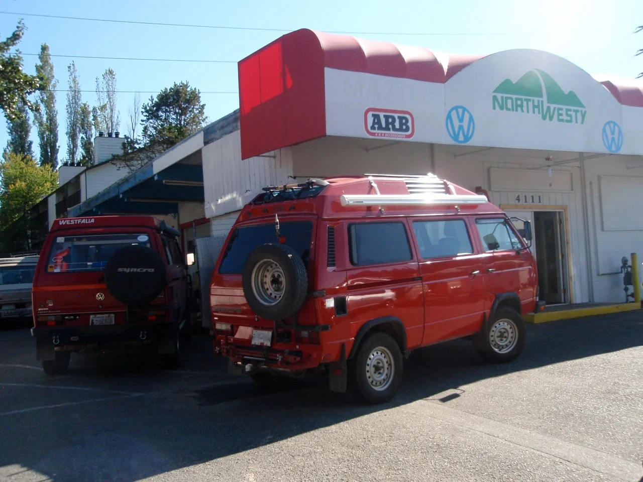 More than a rare sight: Two factory tornado red Syncro 16's!!!!