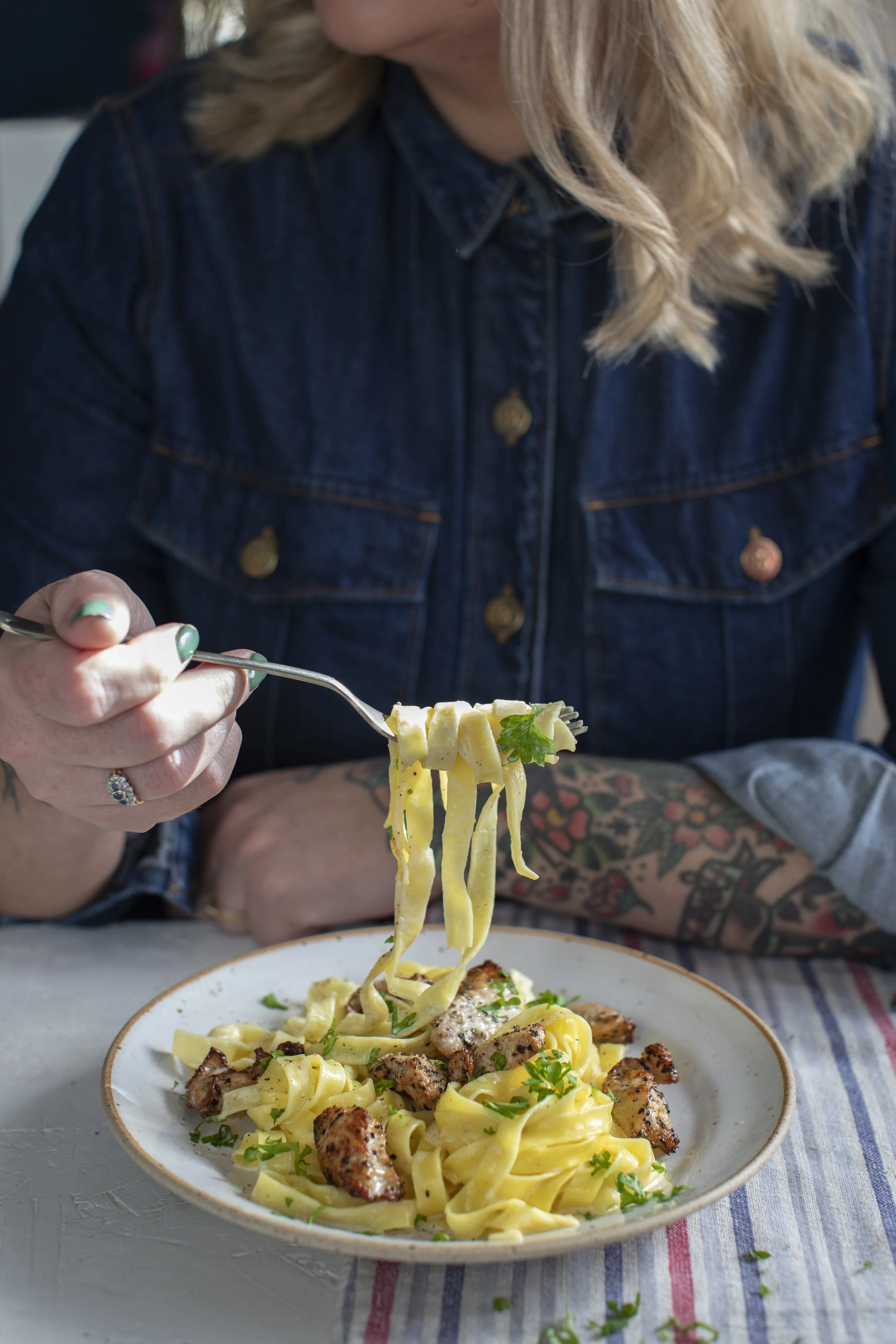 chicken al fredo CM3A2236.jpg