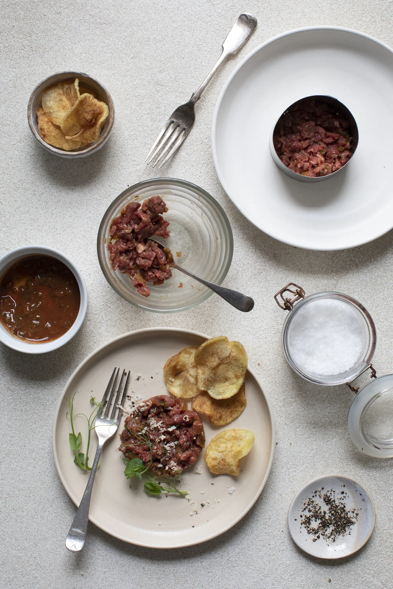 beef tartare CM3A1801 copy.jpg