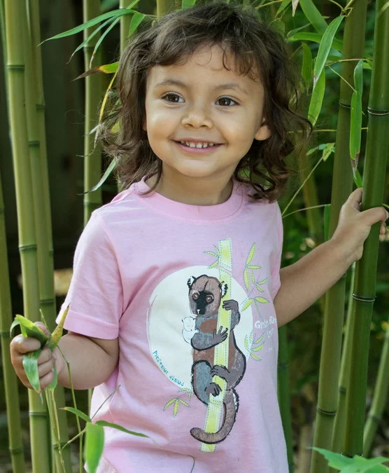 SpeeZees 100% GOTS certified organic cotton Greater Bamboo Lemur kids tee in Pastel Pink. $1 from every SpeeZees tee supports: Association Mitsinjo, mitsinjo.org http://speezees.com/shop/greater-bamboo-lemur-pastel-pink