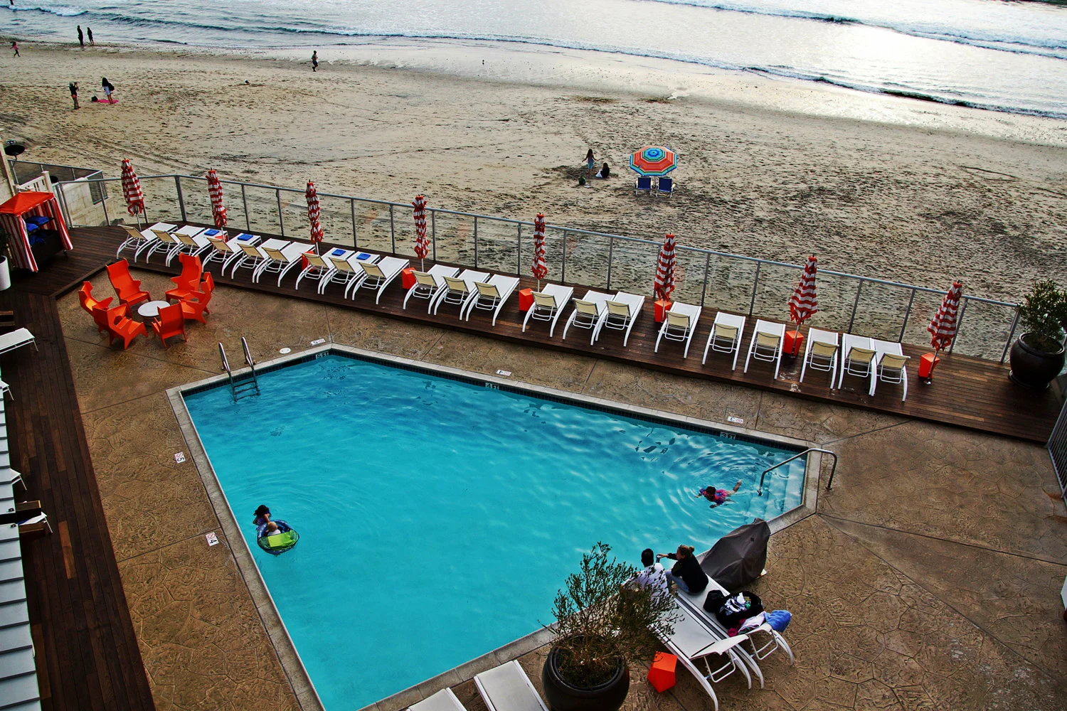 Beach-Terrace-03.jpg