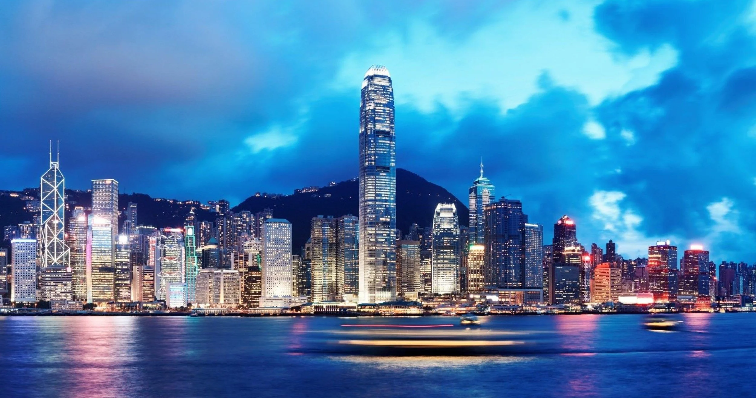 3. HONG KONG.jpg