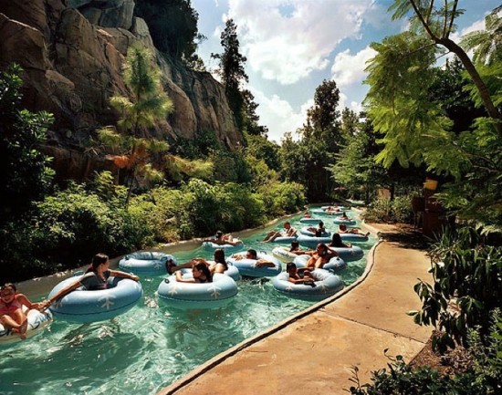 fake-holidays-series6-550x433.jpg