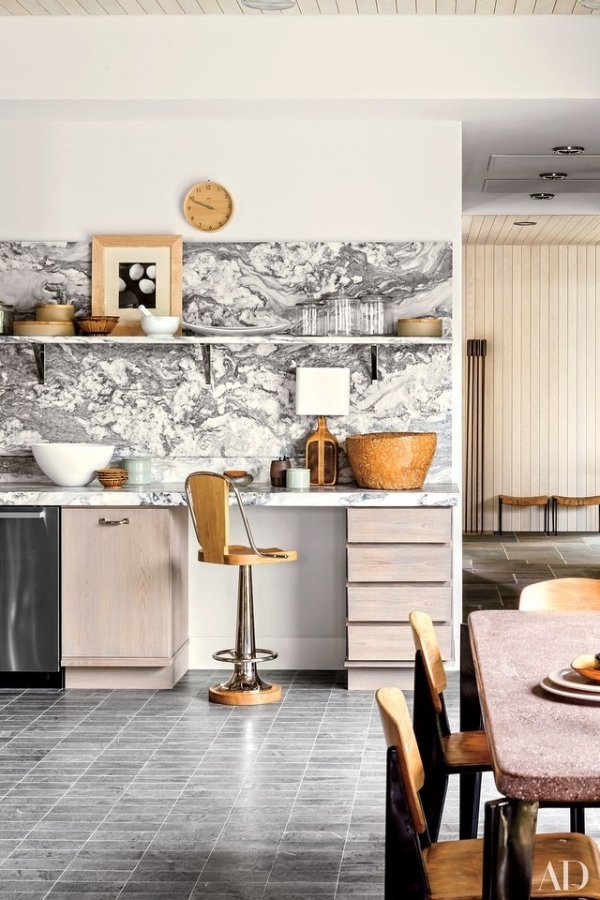 BACKSPLASH-0615-AD-BARR06-01.jpg
