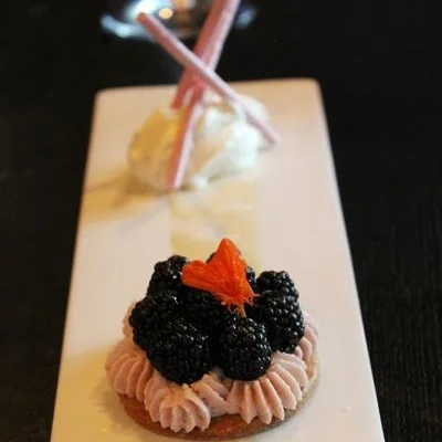 Blackberry Tart from Palo Alto Grill | Photo Credit: Carolyn Jung/Facebook
