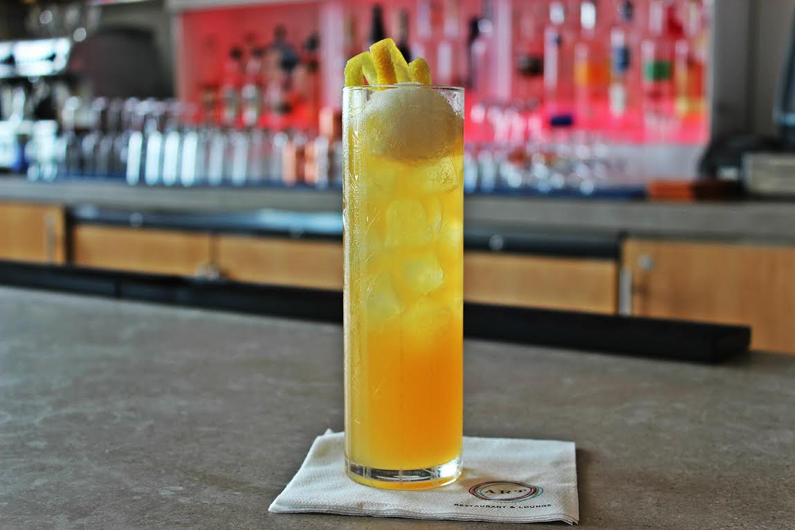 "100 Mile Cocktail" at ART Restaurant and Lounge in the Four Seasons Hotel, Seattle | Foodable WebTV Network