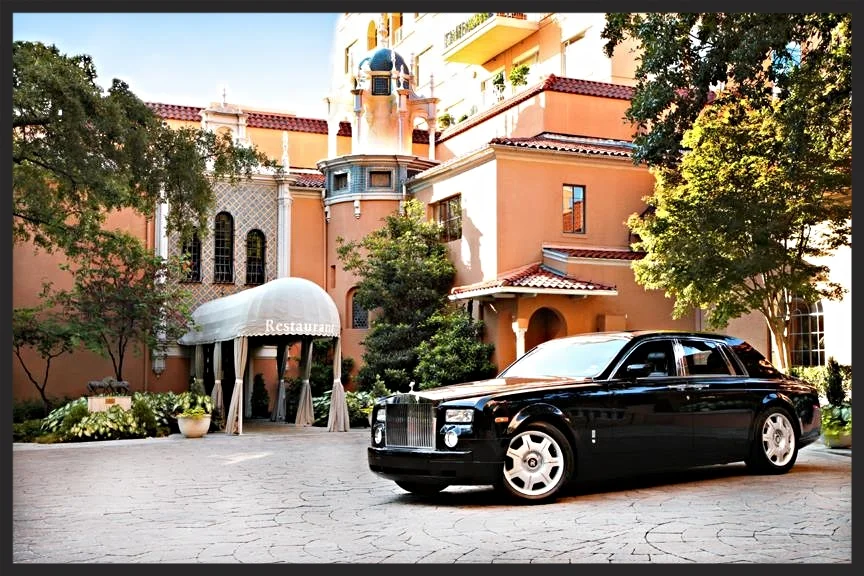 Exterior of the Mansion Restaurant | Credit: Mansion Restaurant Facebook 