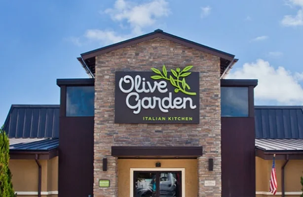 Olive Garden Upping Guest Convenience With Web Check In Seating