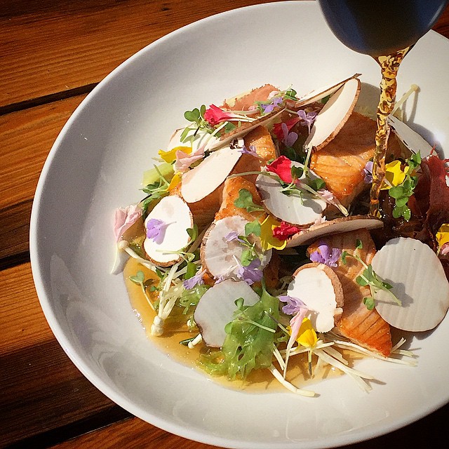 Smoked salmon unilateral, dashi, enoki, bok choy, seaweed & shave creminy mushroom | Credit: Mintwood Place