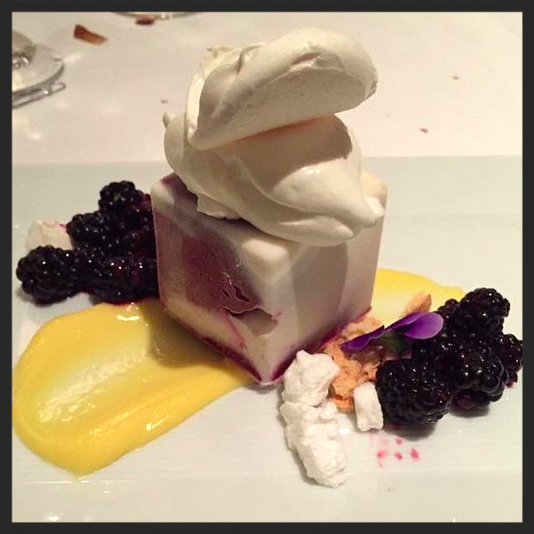 Dessert from Spago | Instagram, chloe-e-e