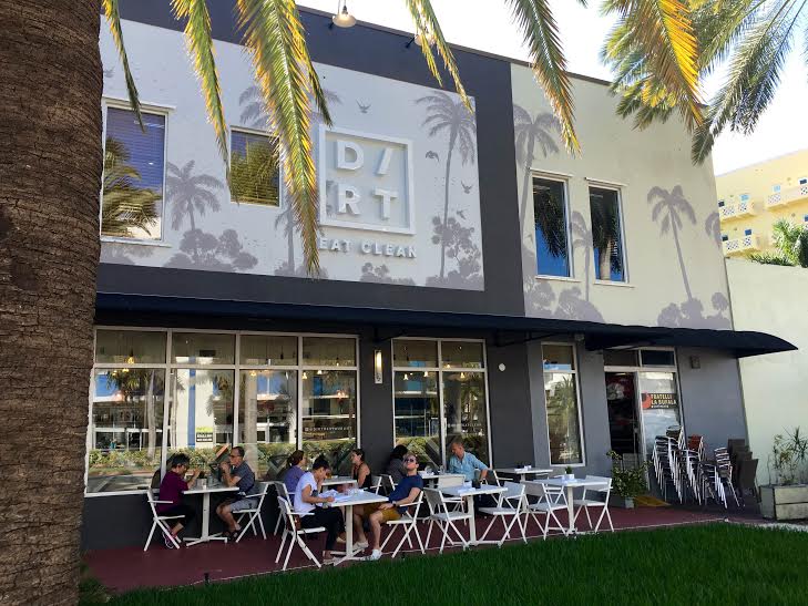 Dirt's exterior with outside seating | Kerri Adams for Foodable WebTV Network