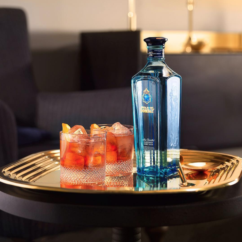 Instagram: @bombaysapphire