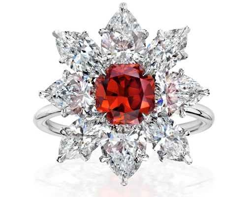 Image credit: Scarselli Diamonds. The Ember Diamond , the largest reddish-orange diamond recognized by the GIA. http://www.scarselli.com/