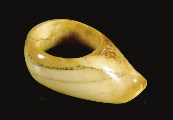 A rare Mughal archers thumb-ring of hippo ivory, India, 17th/18th Century. Sotheby's