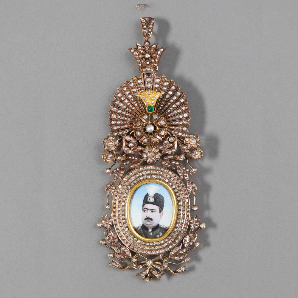 Medal Of The Qajar Order Of The Imperial Effigy. Persia. 1907-1909 AD / 1324-1326 AH. Image: Islamic Art Museum Malaysia