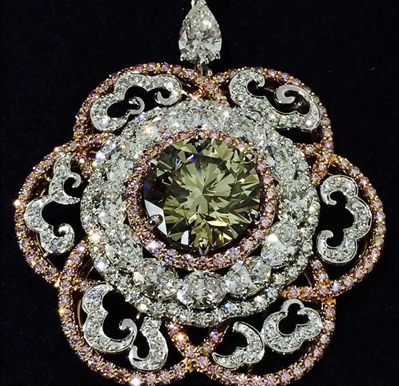 Imperial Green Diamond Necklace_reena Ahluwalia_close view.jpg