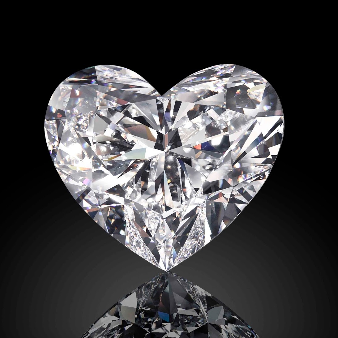At 118.78 carats, the “The Graff Venus” is the world’s largest D-color, Type IIA, flawless heart-shaped diamond. The Graff Venus was cut from a 357-carat rough diamond discovered in 2015 at the Letšeng Mine in Lesotho. Image: Graff Diamonds