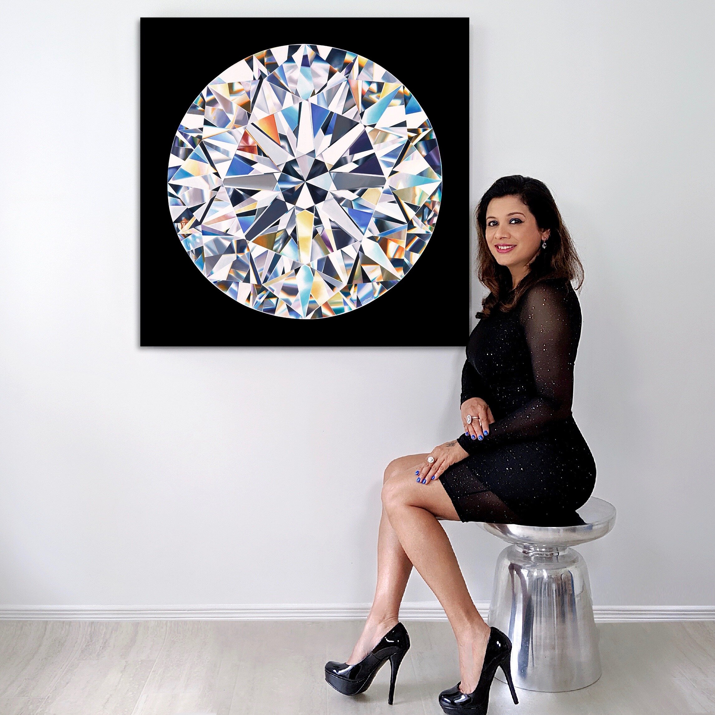  Reena Ahluwalia with her Mouawad Dynasty Diamond painting. 