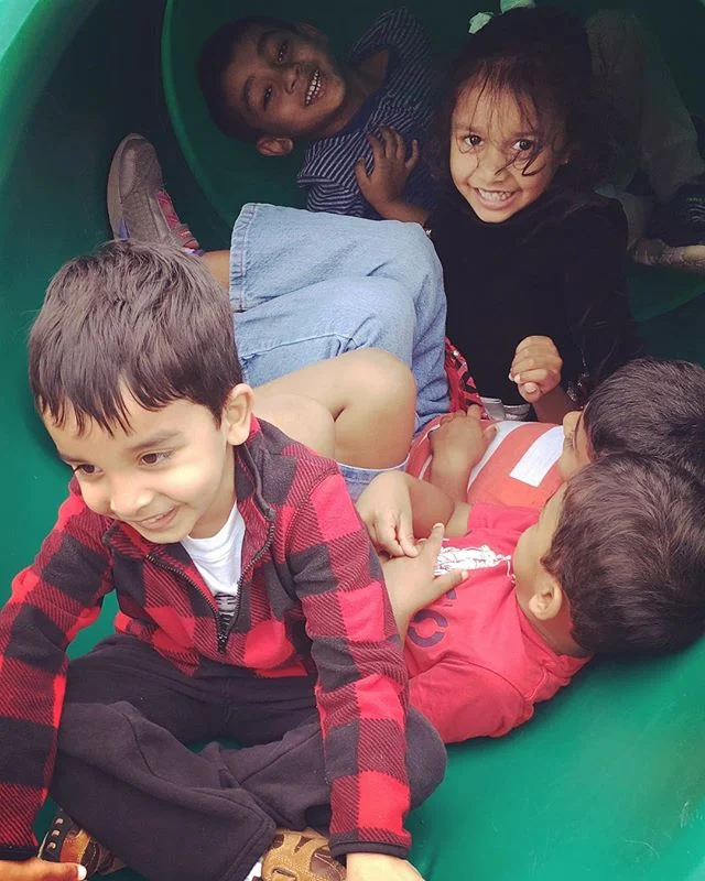 #happy together 🌈🍎#montessori 3-6 #nowenrolling #summer #fall #kindergarten #education #preschool #artclass #lovereading #lovelife