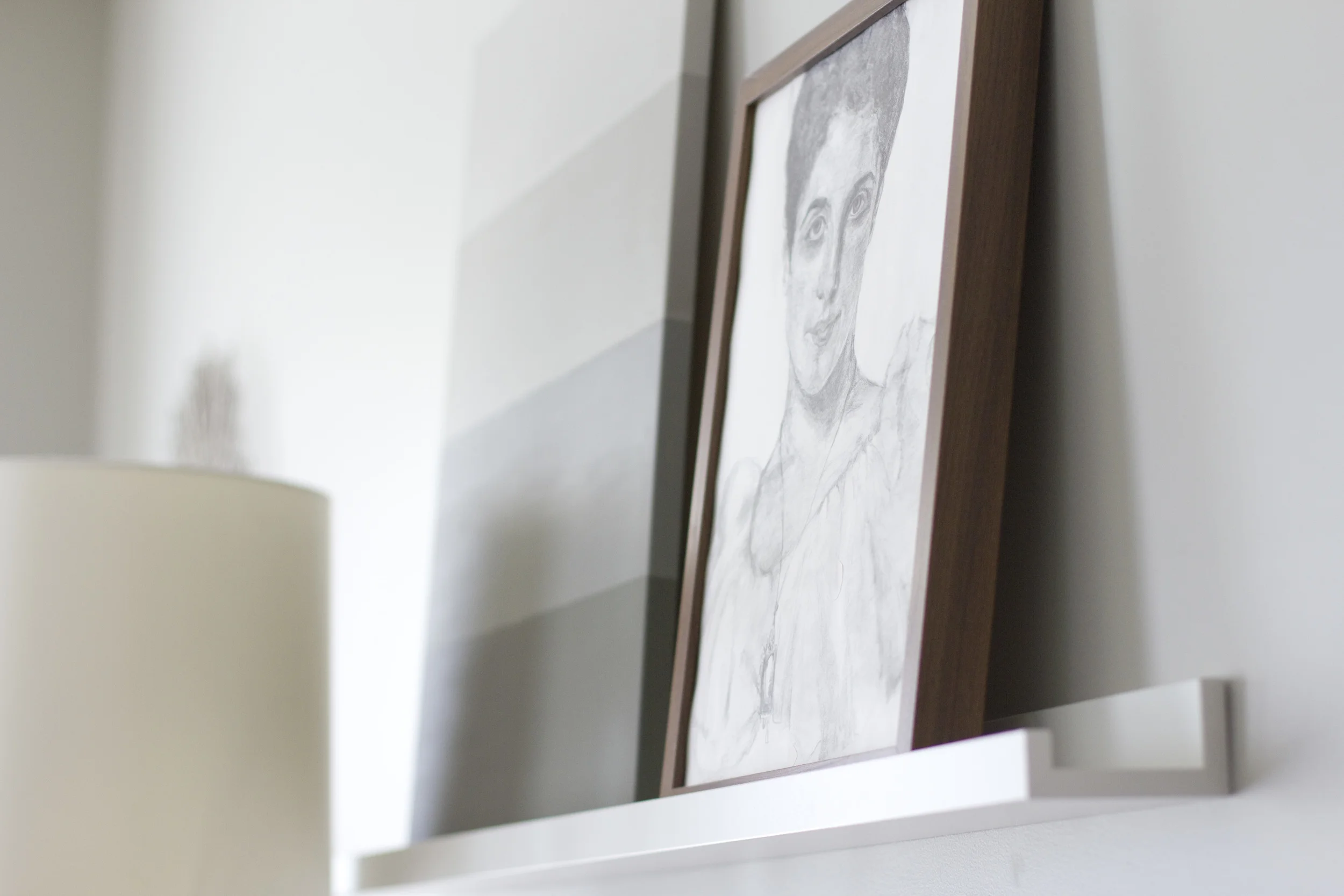 A simple DIY ombre canvas I whipped up with test pots and a portrait I did in high school... 