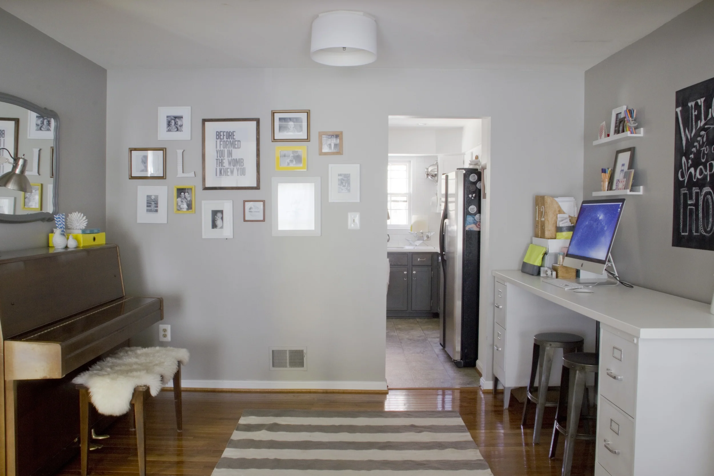 deskarea111313CC_1.jpg