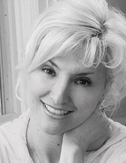 Designer Spotlight: Victoria Nicole