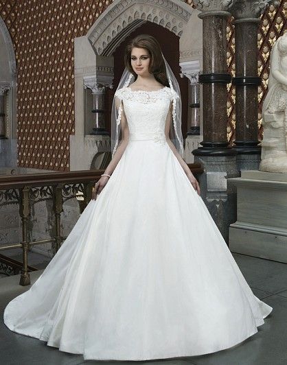 Style 8721 by Justin Alexander -- Wedding Dresses under $4,000 at Ellie's Bridal Boutique (Alexandria, VA)