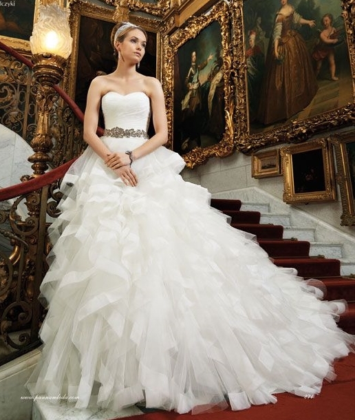 Style 8709 by Justin Alexander -- Wedding Dresses under $4,000 at Ellie's Bridal Boutique (Alexandria, VA)