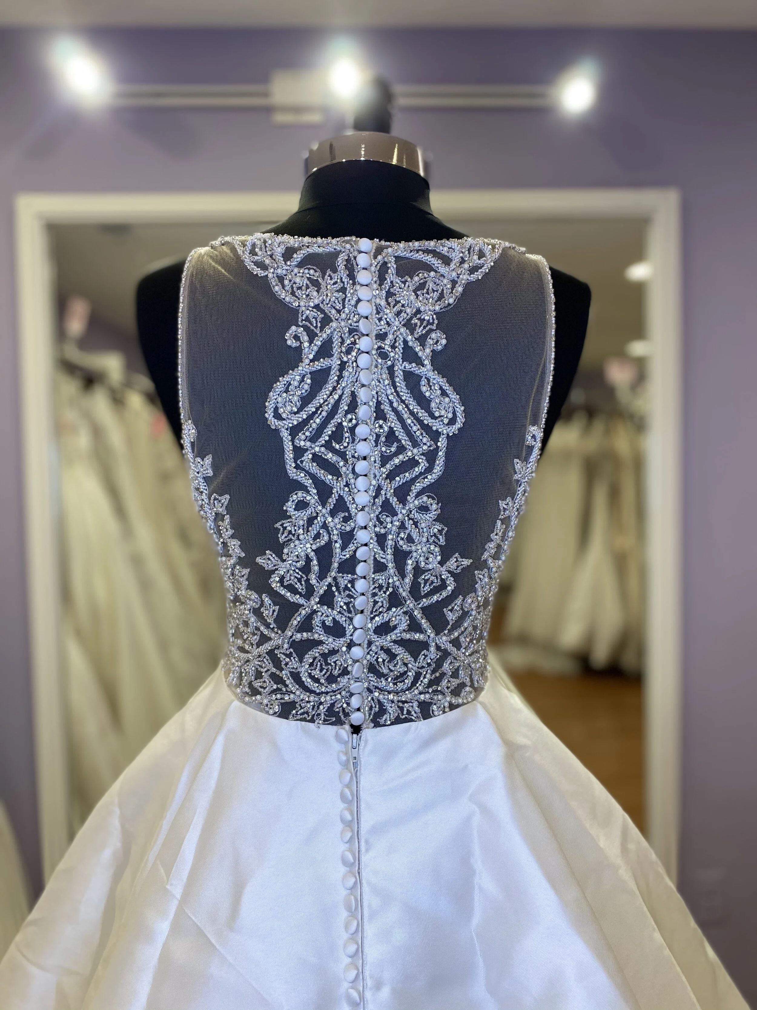 Justin Alexander | 8937 | SIZE 12 